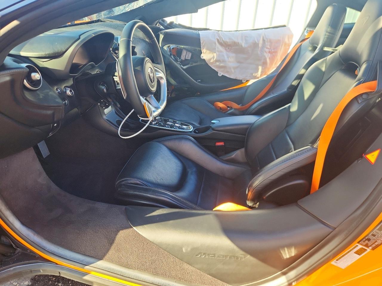 MCLAREN GT