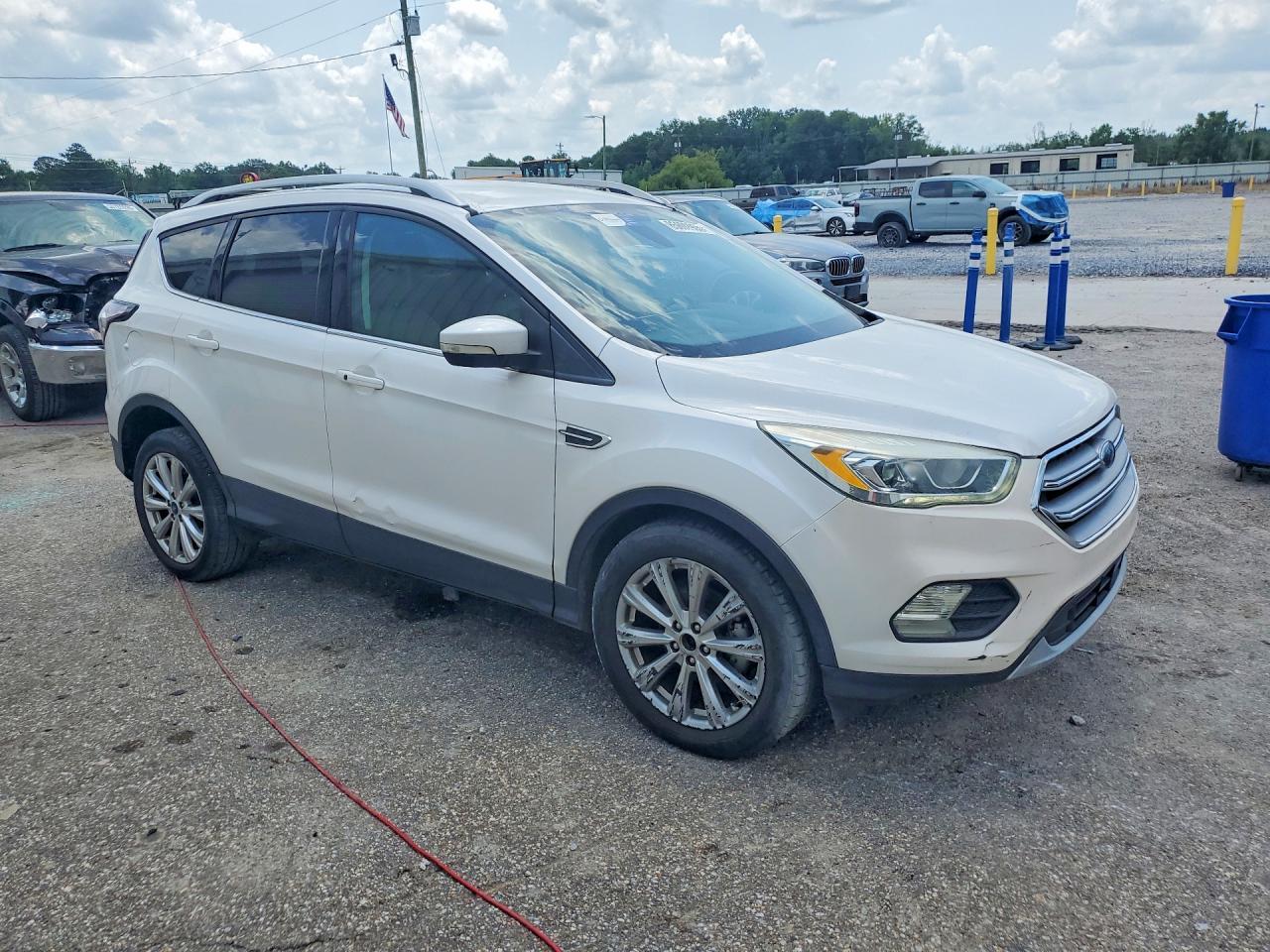 2017 FORD ESCAPE — фото 4
