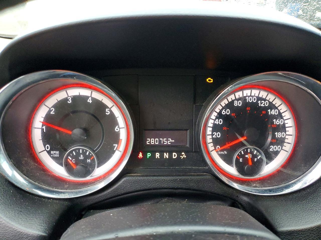 2013 DODGE GRAND CARAVAN — фото 9
