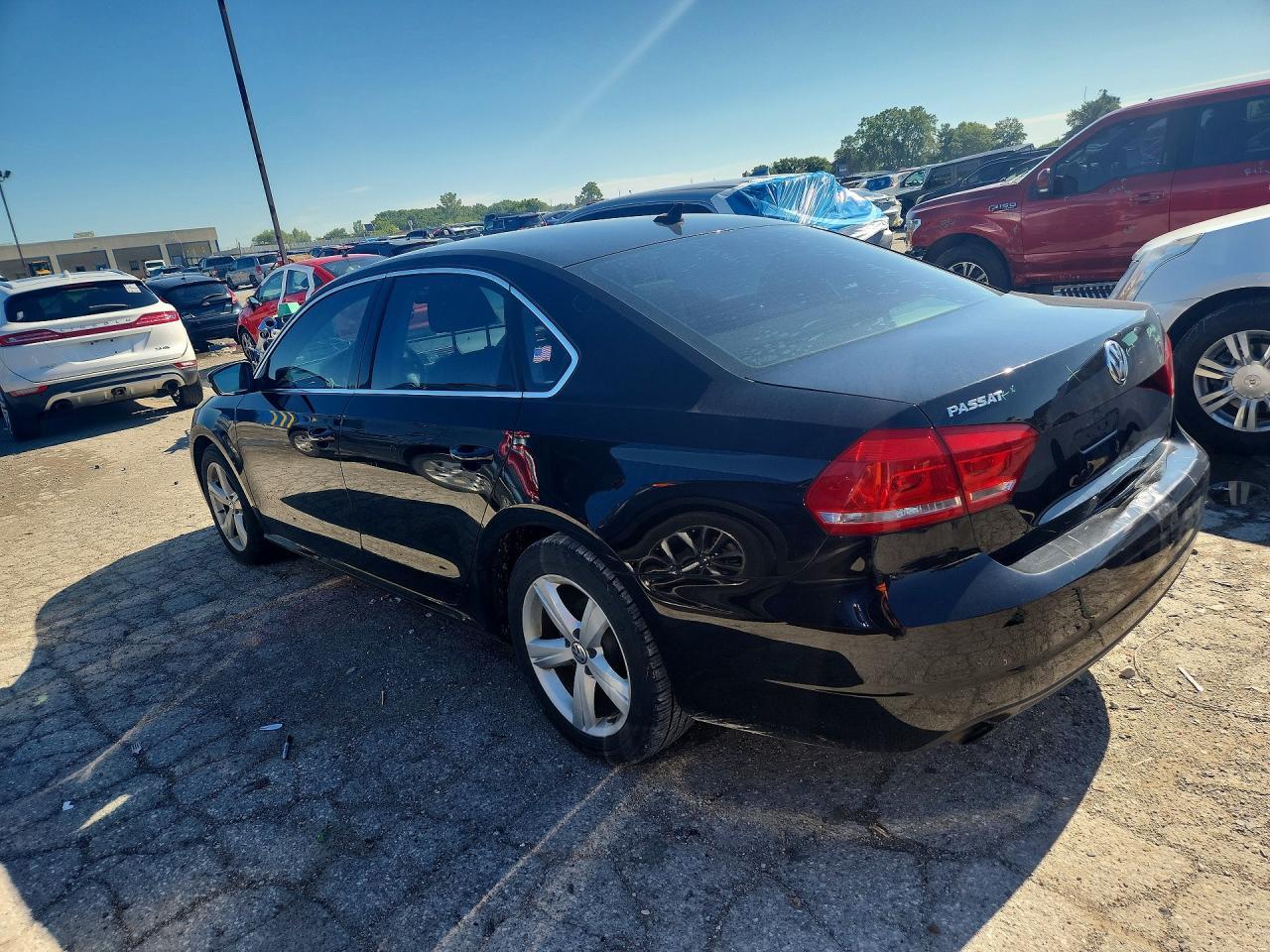 2015 VOLKSWAGEN PASSAT — фото 2