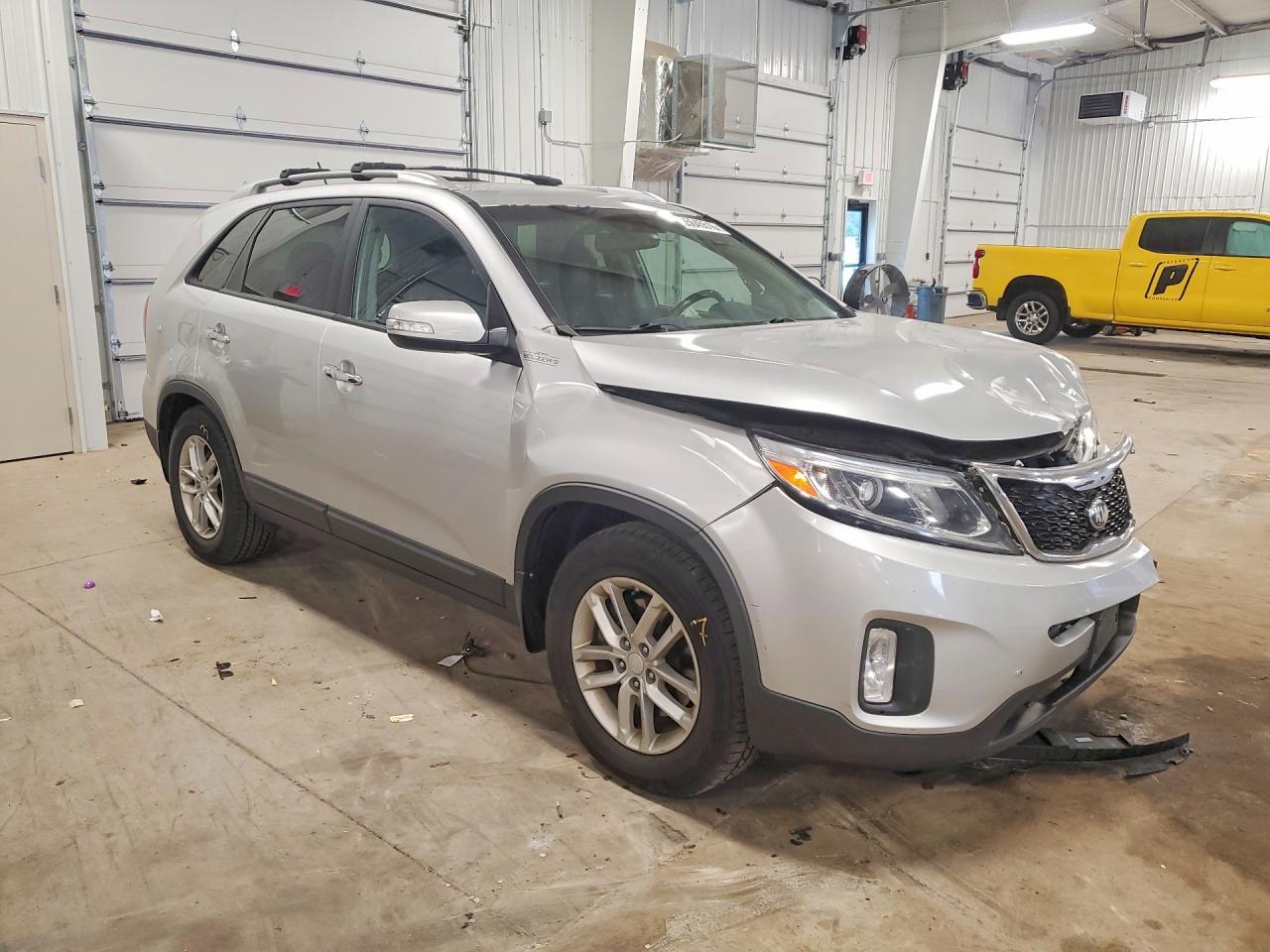 2014 KIA SORENTO — фото 4