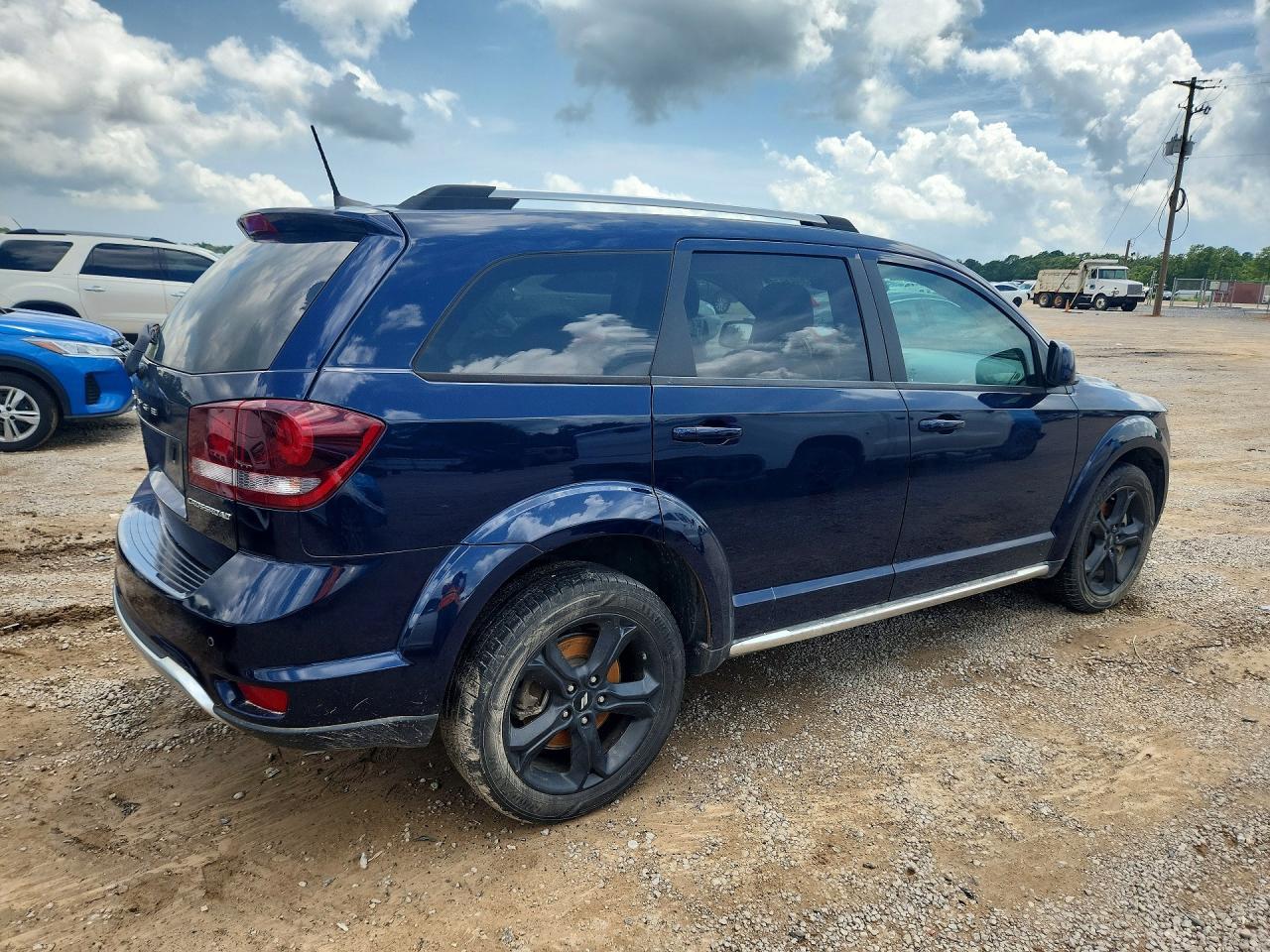2020 DODGE JOURNEY — фото 3