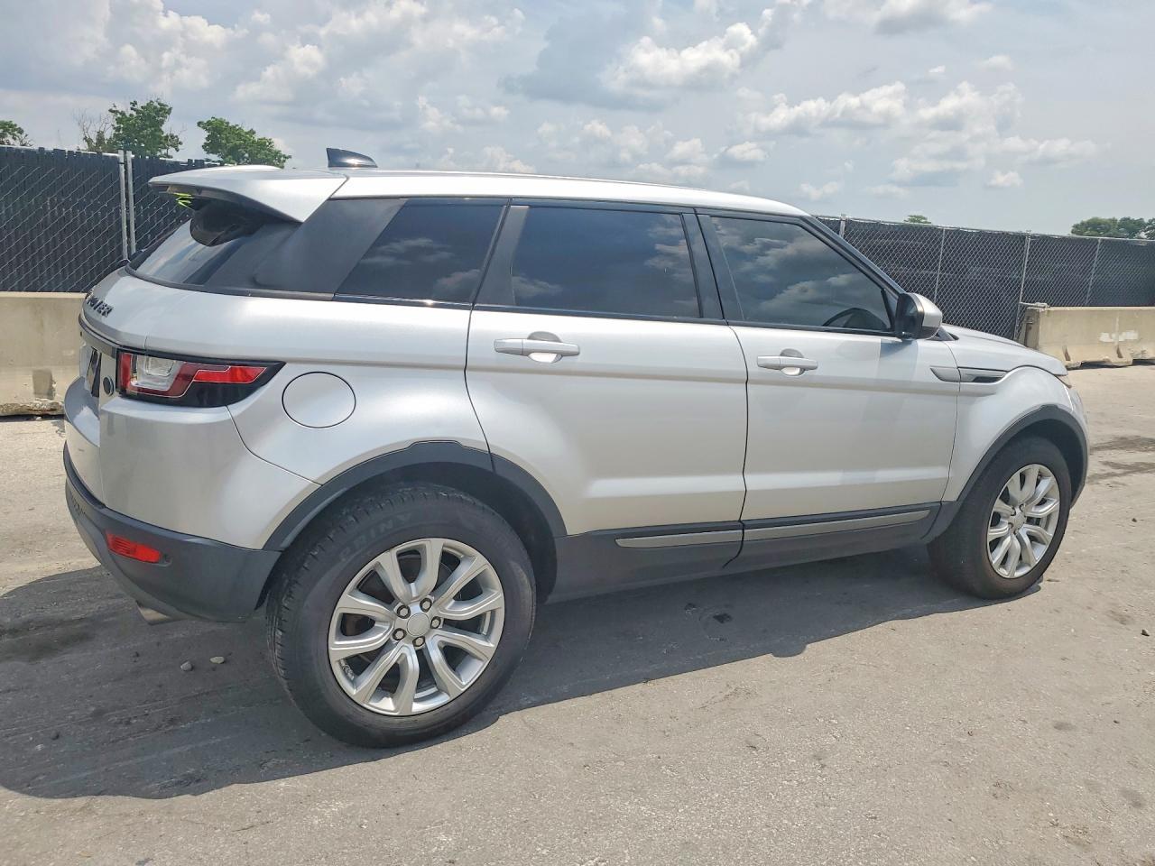 2018 LAND ROVER RANGE ROVER EVOQUE — фото 3