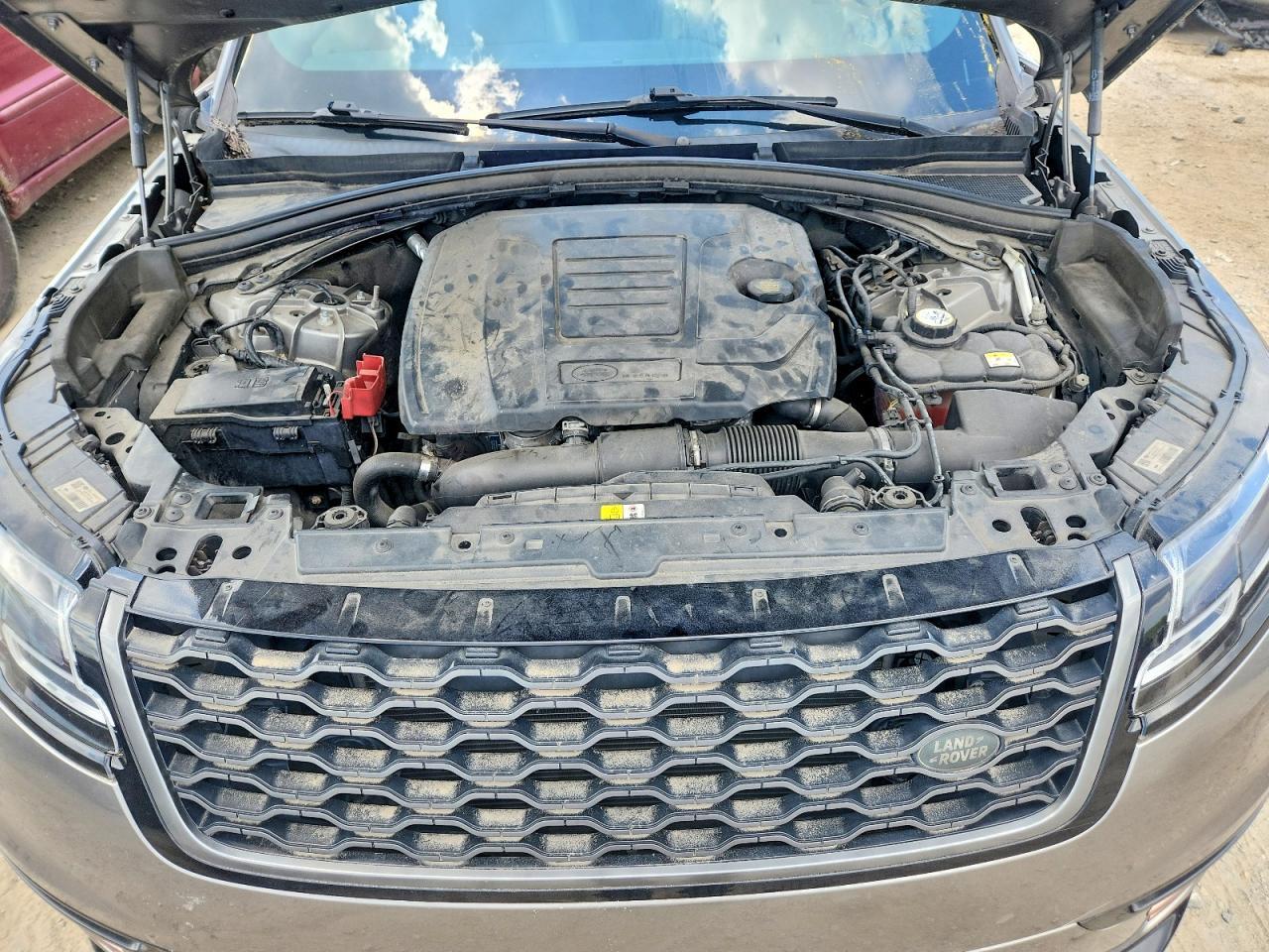 2018 LAND ROVER RANGE ROVER VELAR — фото 12