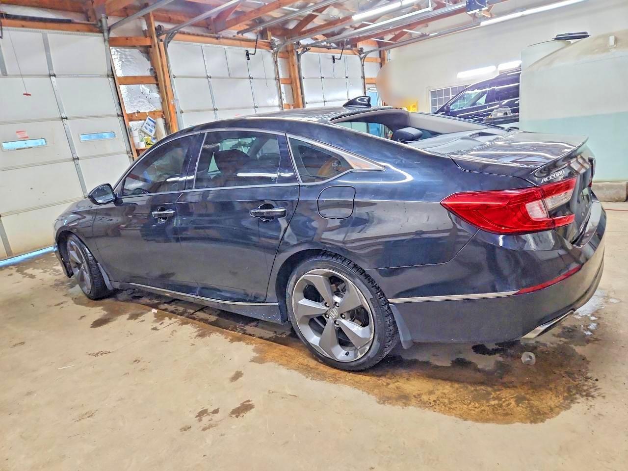 2018 HONDA ACCORD — фото 2