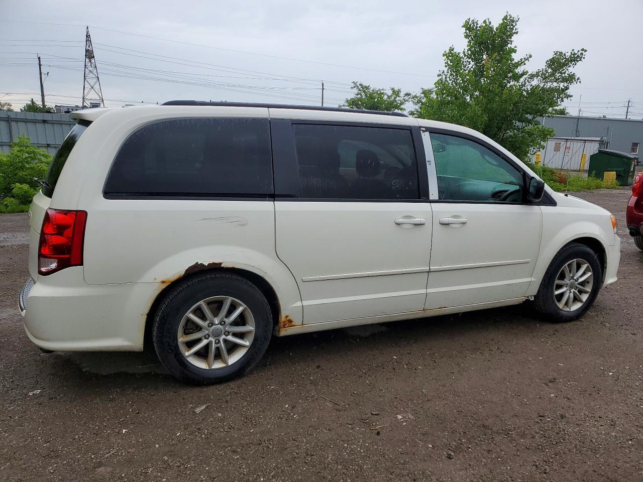 2013 DODGE GRAND CARAVAN — фото 3