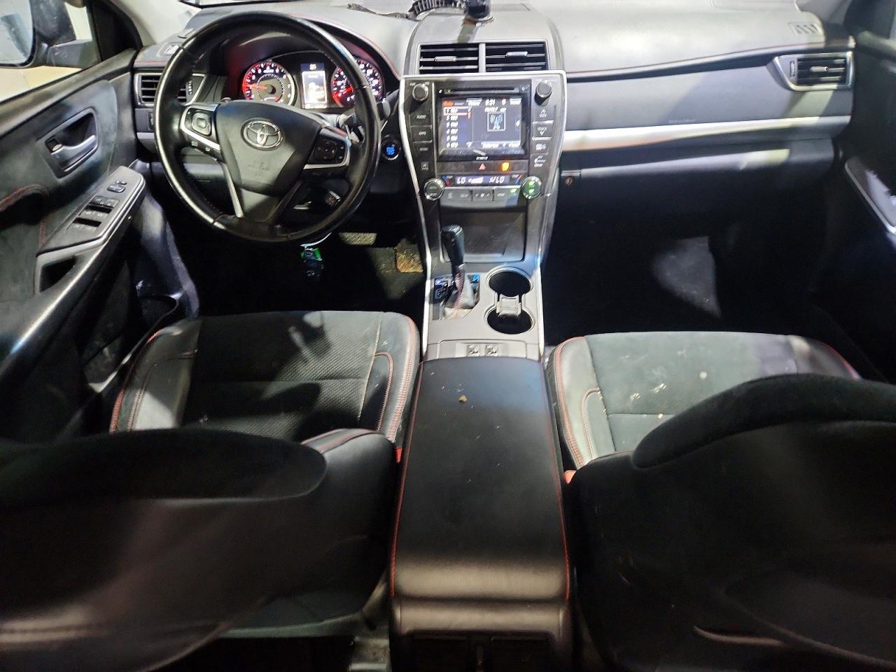 2016 TOYOTA CAMRY — фото 8