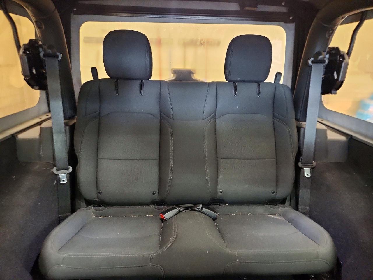 2021 JEEP WRANGLER — фото 10