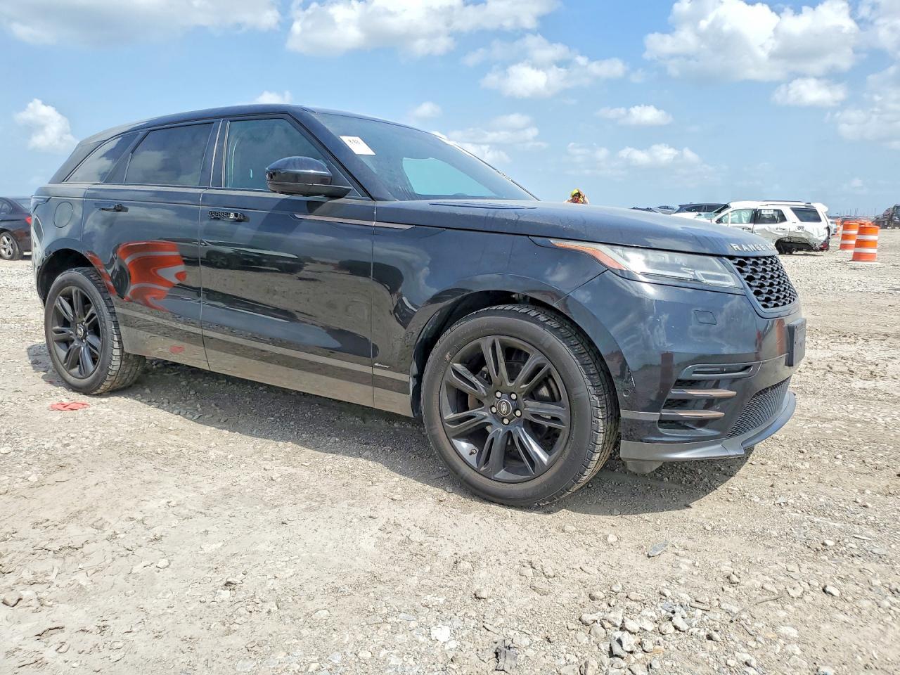 2019 LAND ROVER RANGE ROVER VELAR — фото 4
