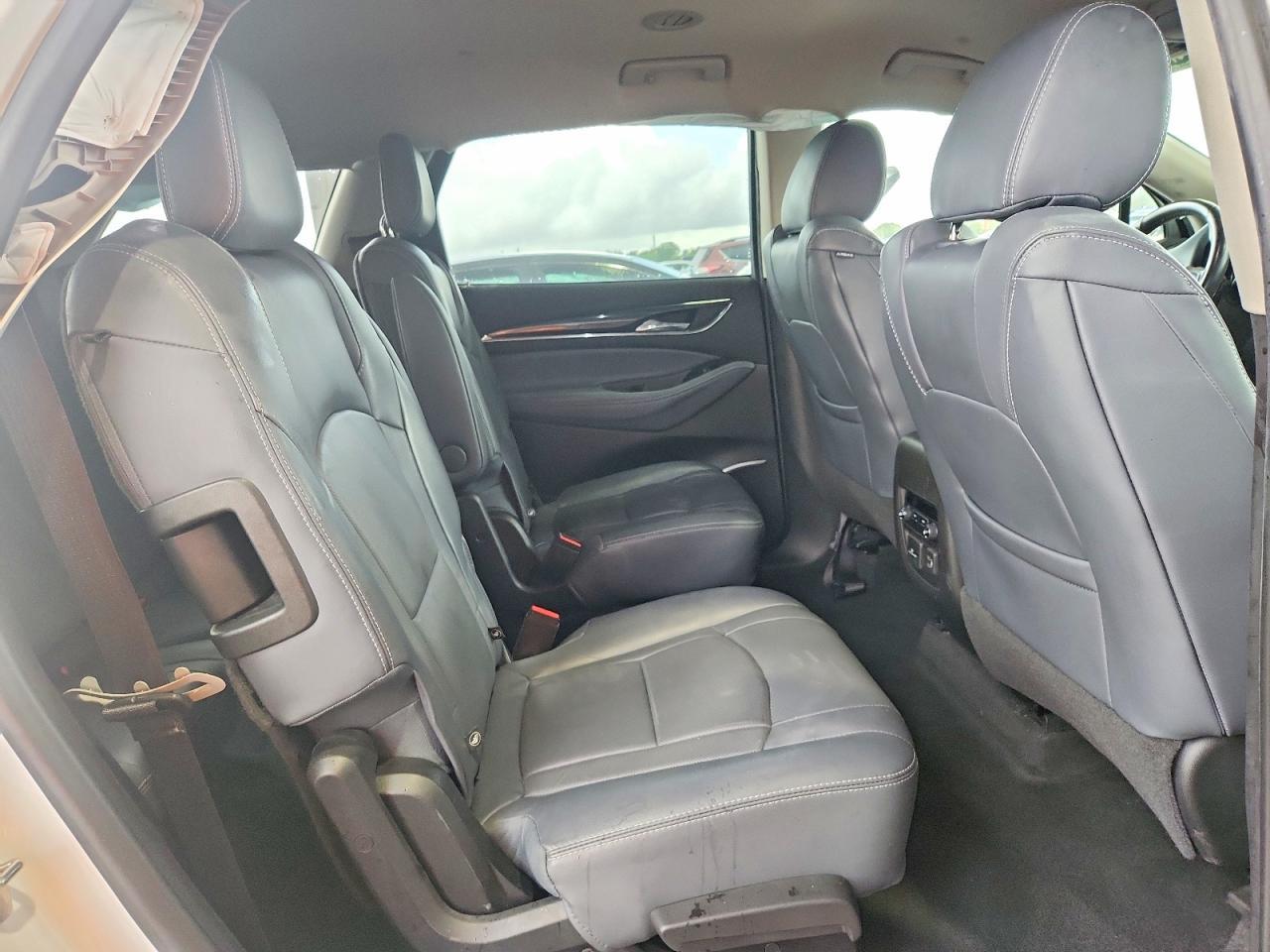 2018 BUICK ENCLAVE — фото 11