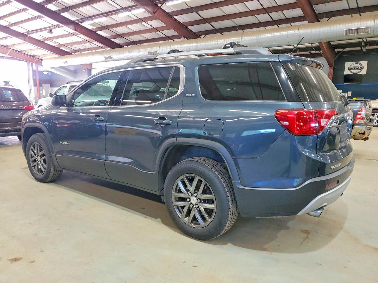 2019 GMC ACADIA — фото 2