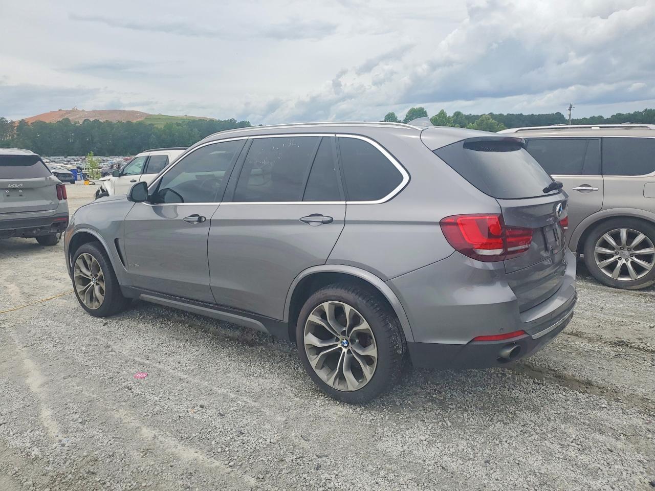 2015 BMW X5 — фото 2