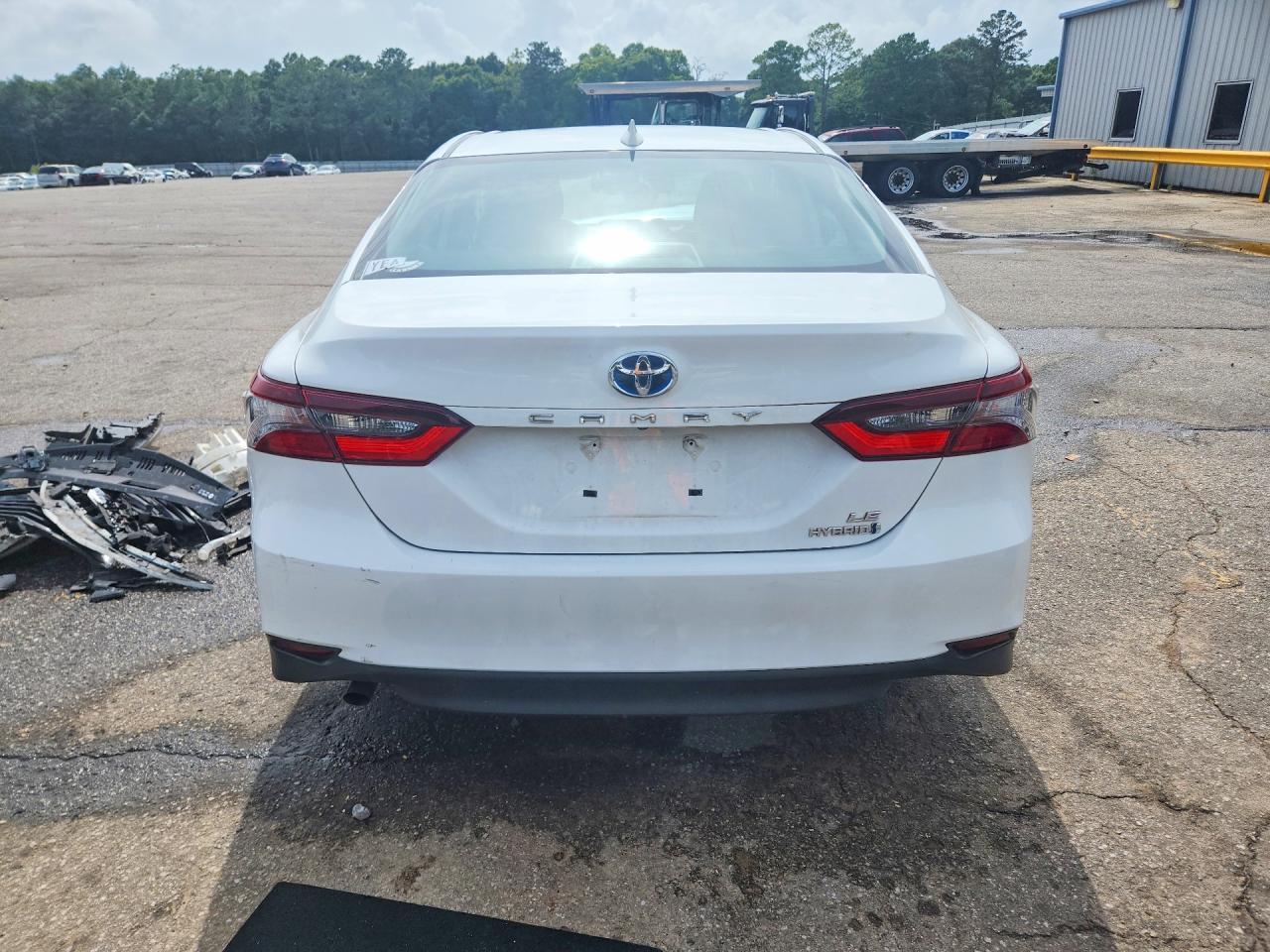 2022 TOYOTA CAMRY HYBRID — фото 6