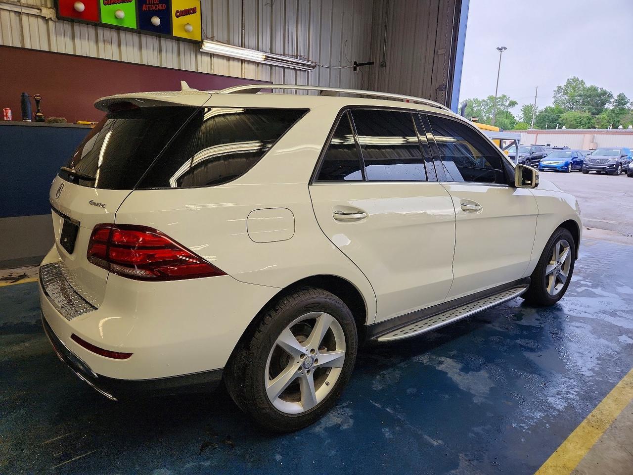 2017 MERCEDES-BENZ GLE-CLASS — фото 3