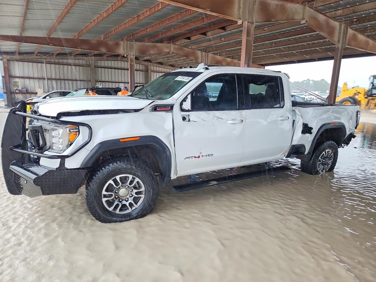 GMC SIERRA