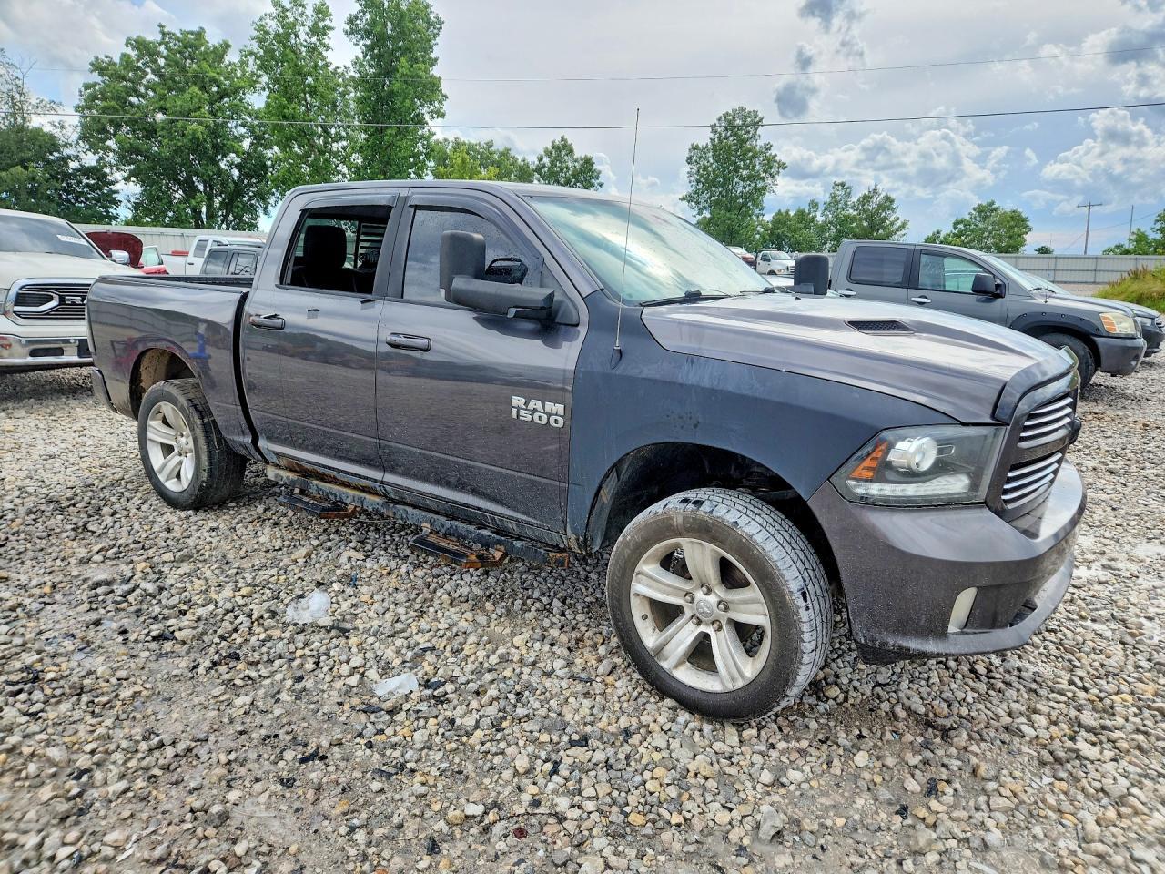 2014 RAM 1500 — фото 4