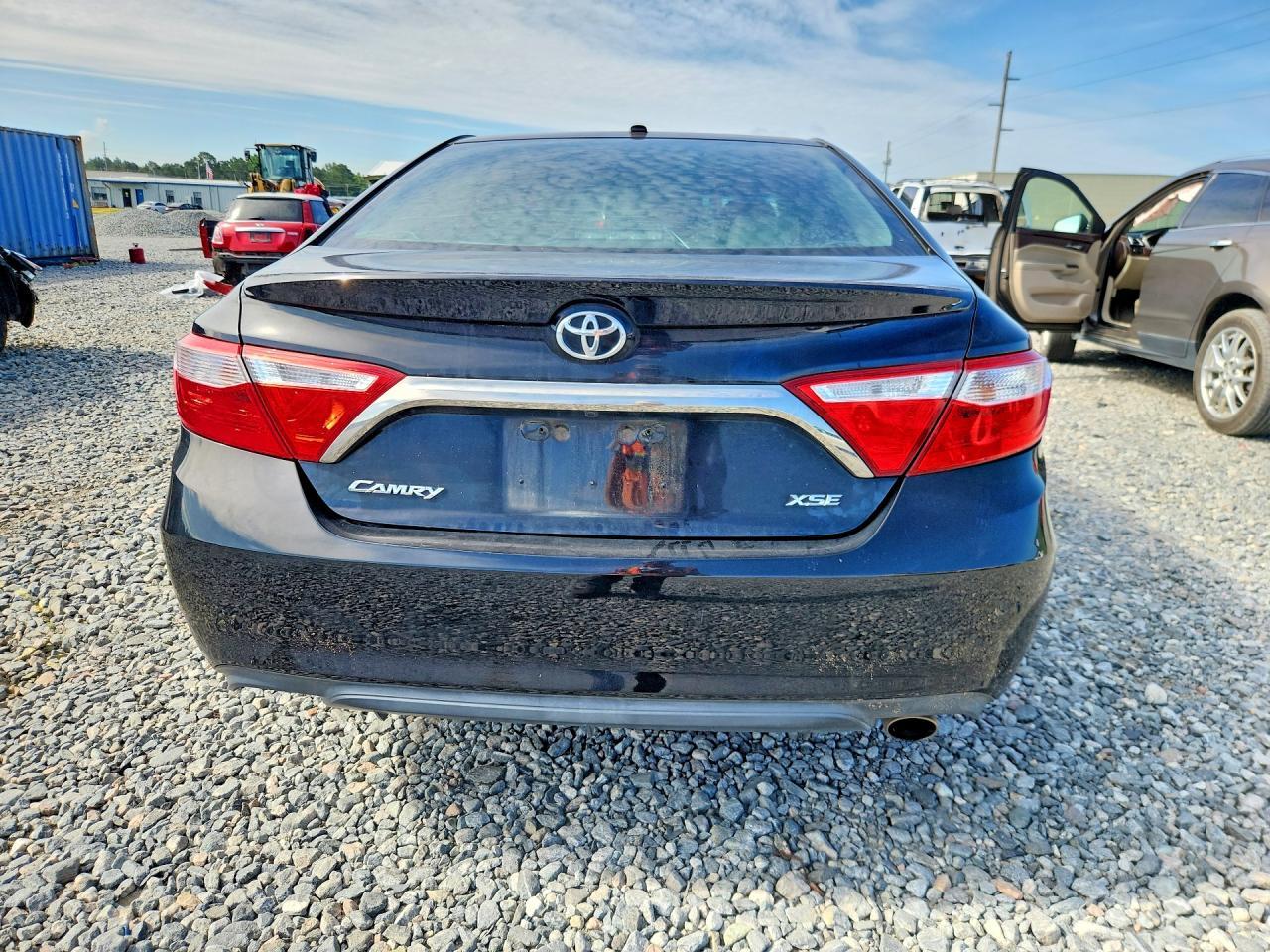 2017 TOYOTA CAMRY — фото 6