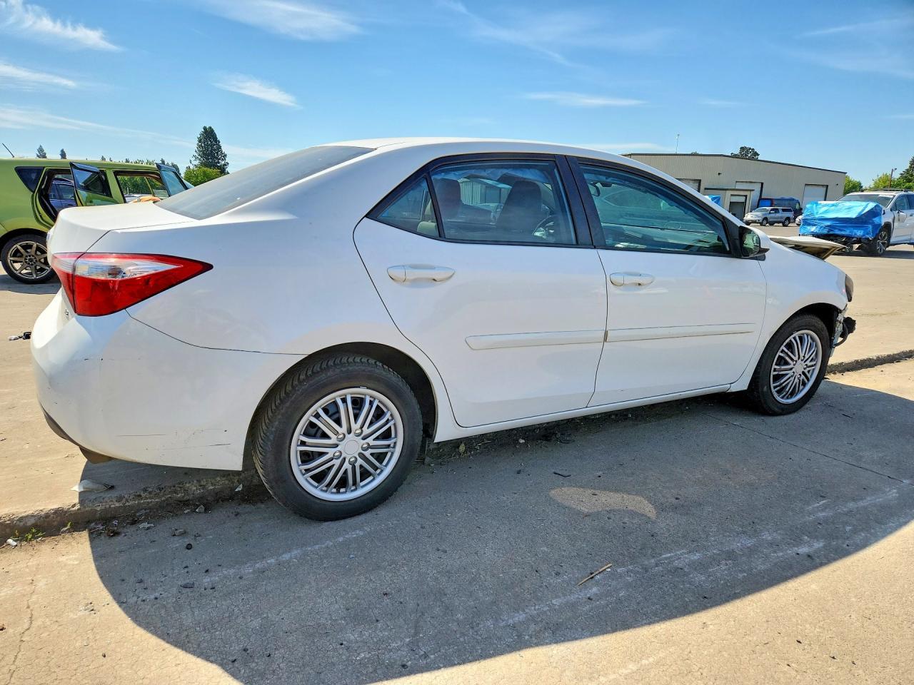 2016 TOYOTA COROLLA — фото 3