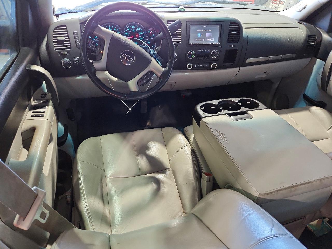 CHEVROLET SILVERADO