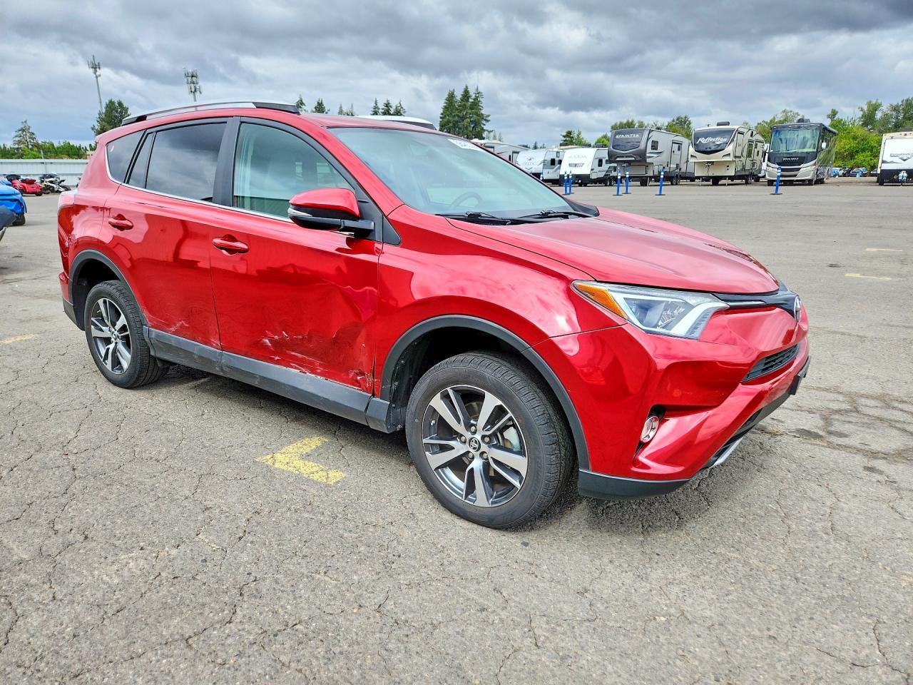 2016 TOYOTA RAV4 — фото 4