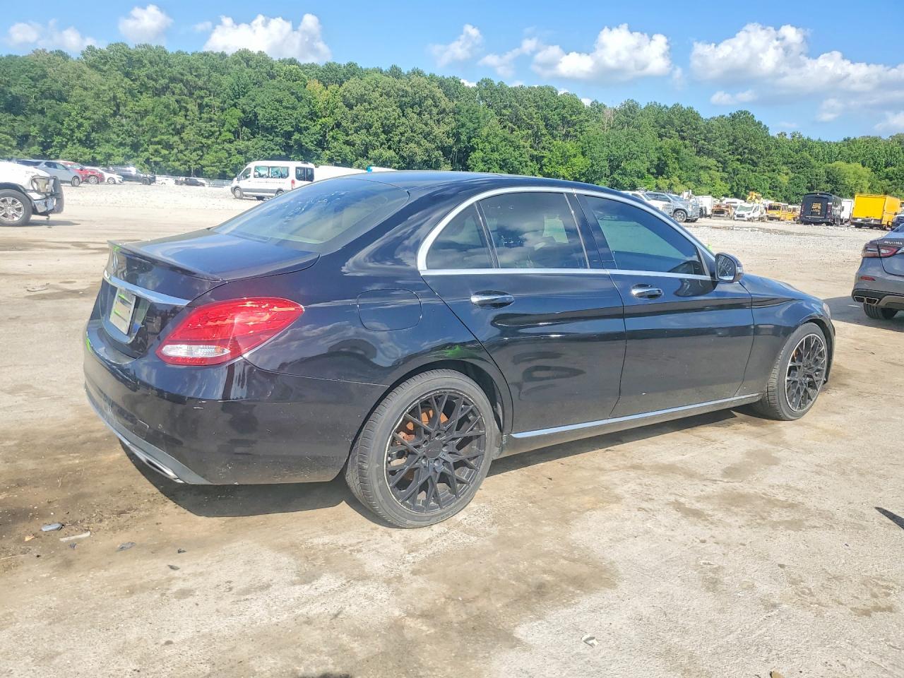 2016 MERCEDES-BENZ C-CLASS — фото 3