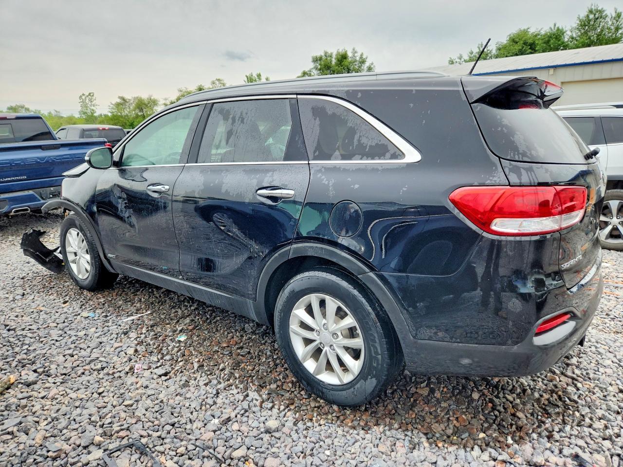 2016 KIA SORENTO — фото 2