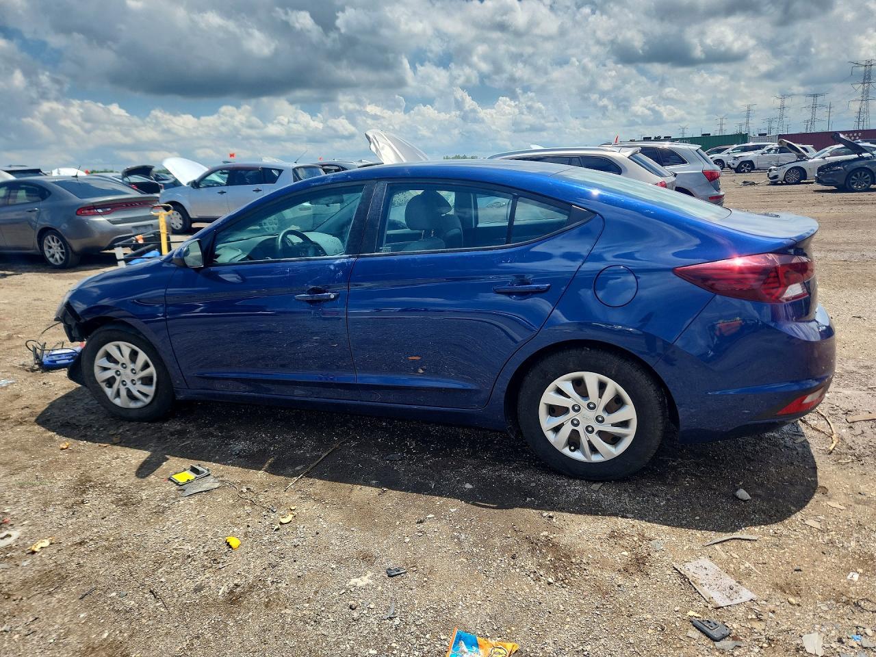 2019 HYUNDAI ELANTRA — фото 2