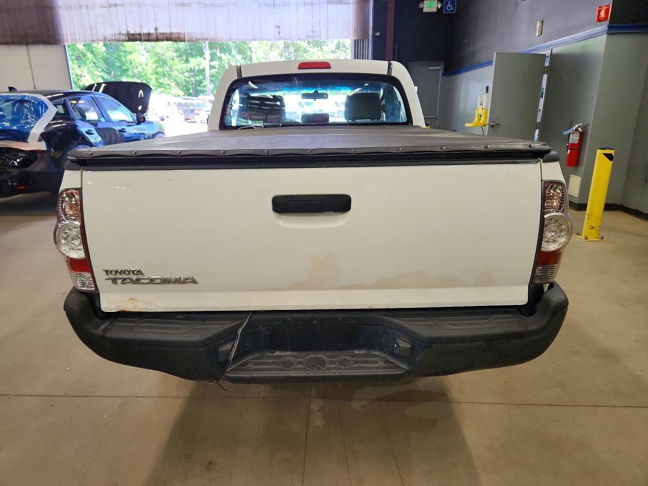TOYOTA TACOMA