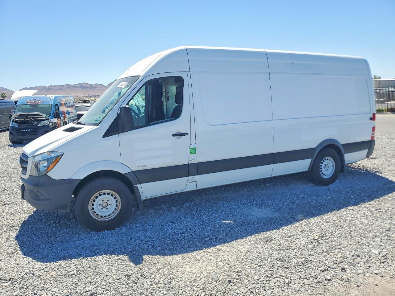 2015 MERCEDES-BENZ SPRINTER — фото 1