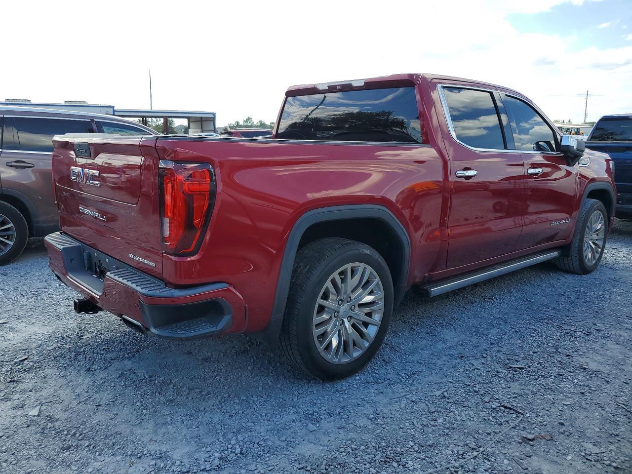 GMC SIERRA