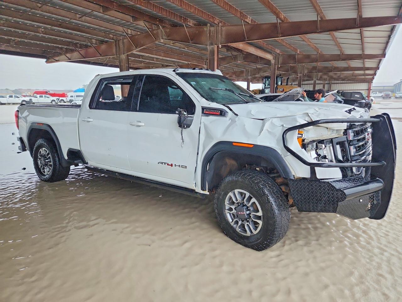 GMC SIERRA