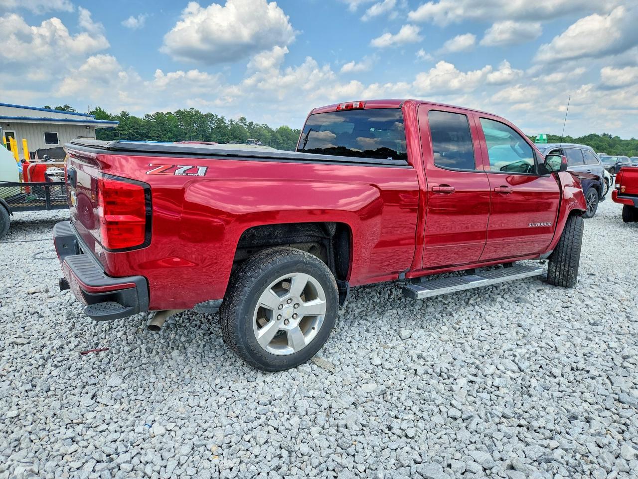2018 CHEVROLET SILVERADO 1500 — фото 3