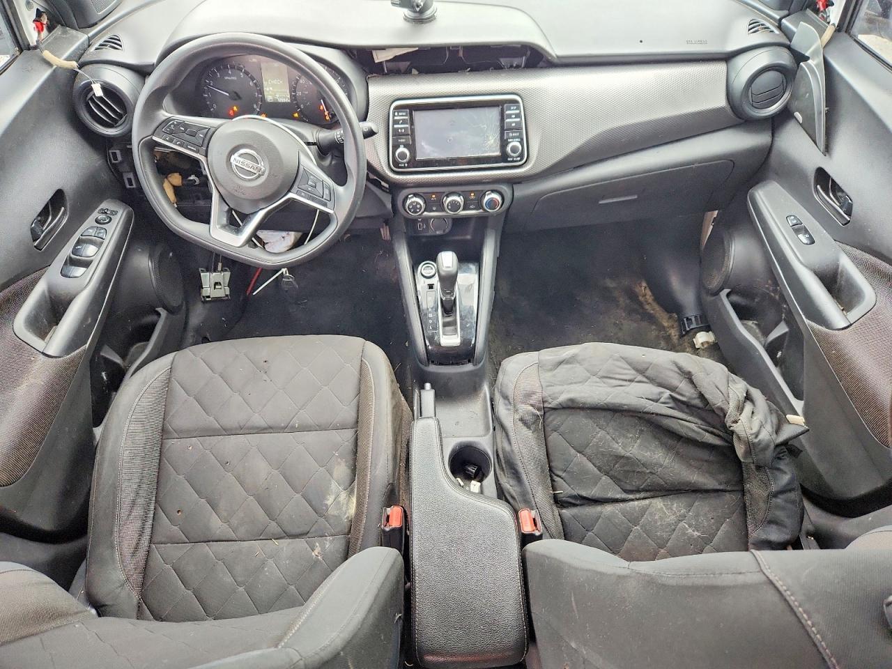 2020 NISSAN KICKS — фото 8