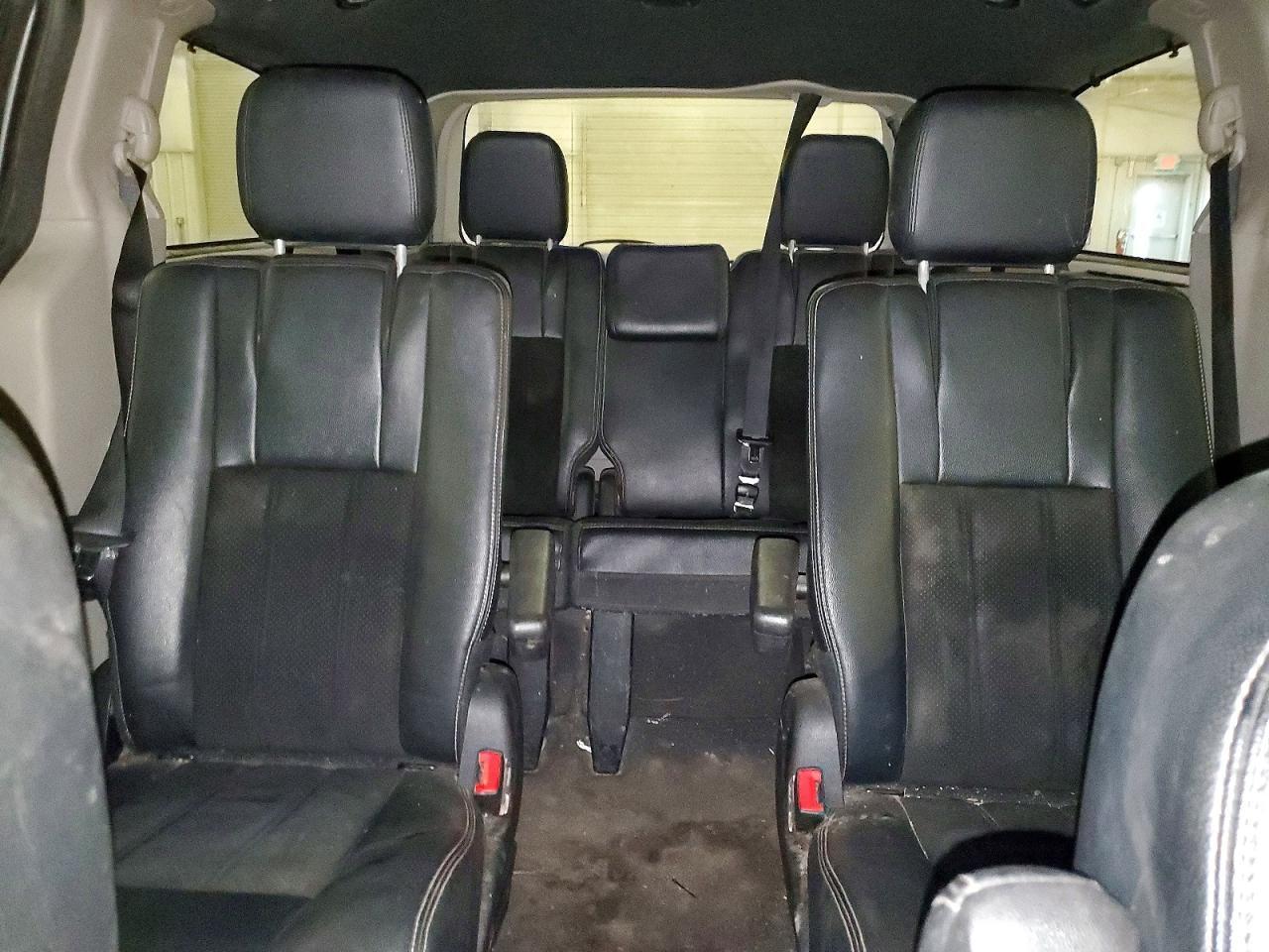 2016 DODGE GRAND CARAVAN — фото 10