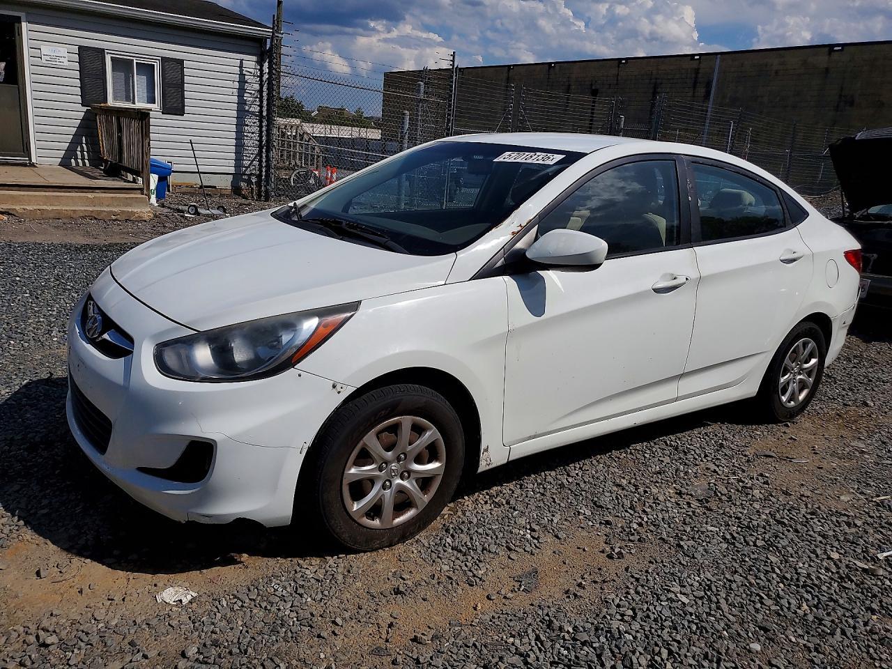 2013 HYUNDAI ACCENT — фото 1