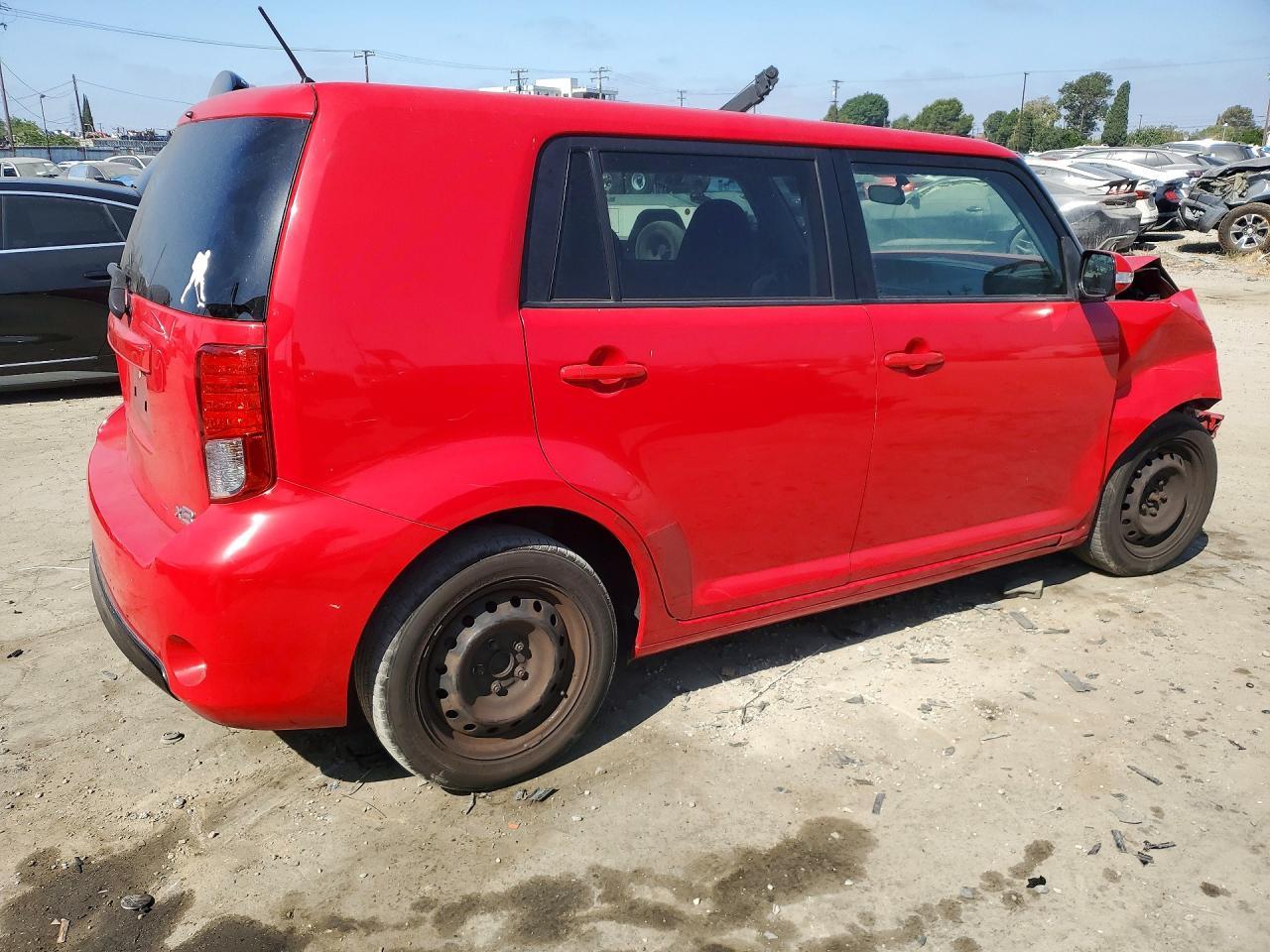 2013 SCION XB — фото 3