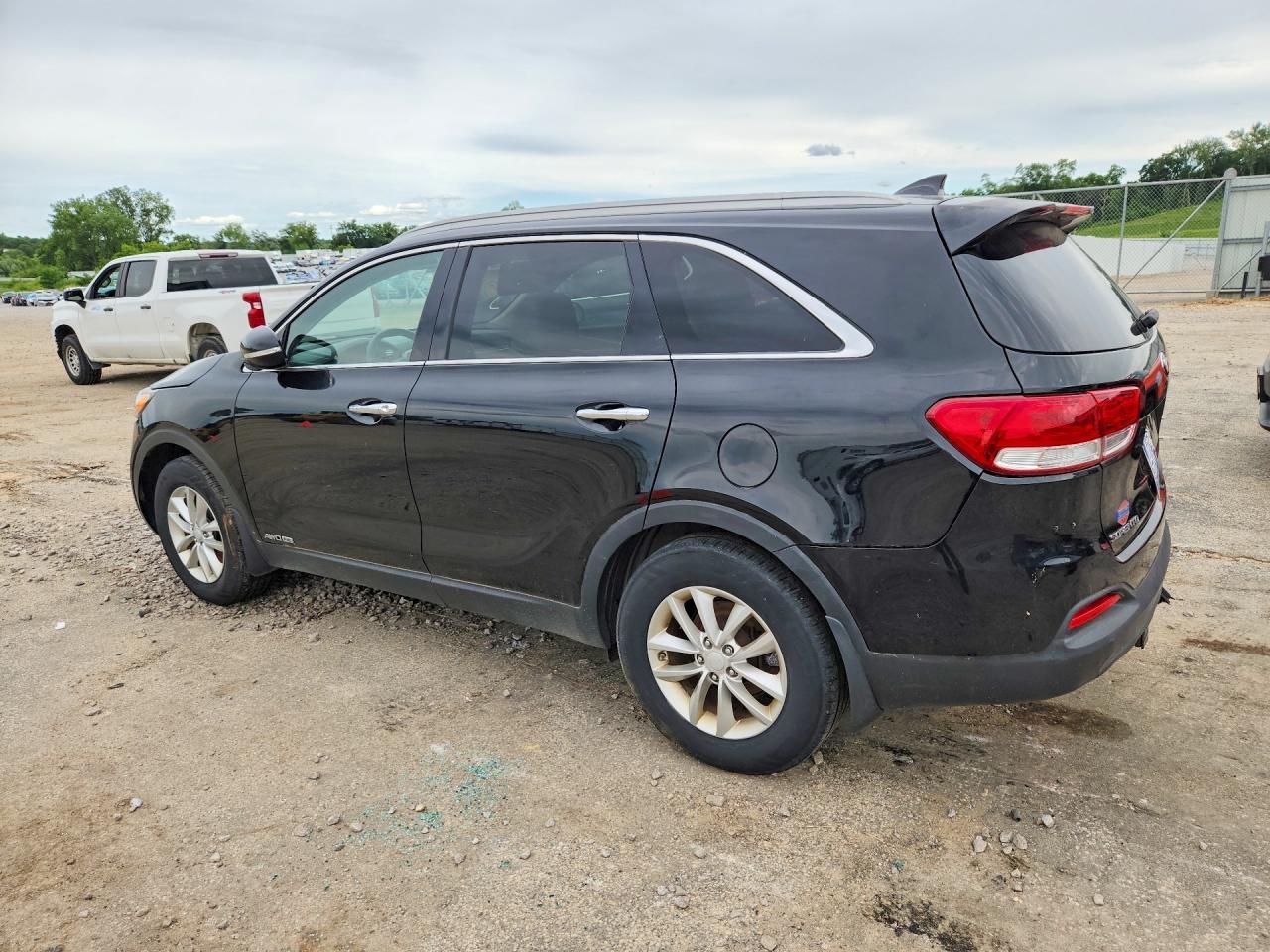 2016 KIA SORENTO — фото 2