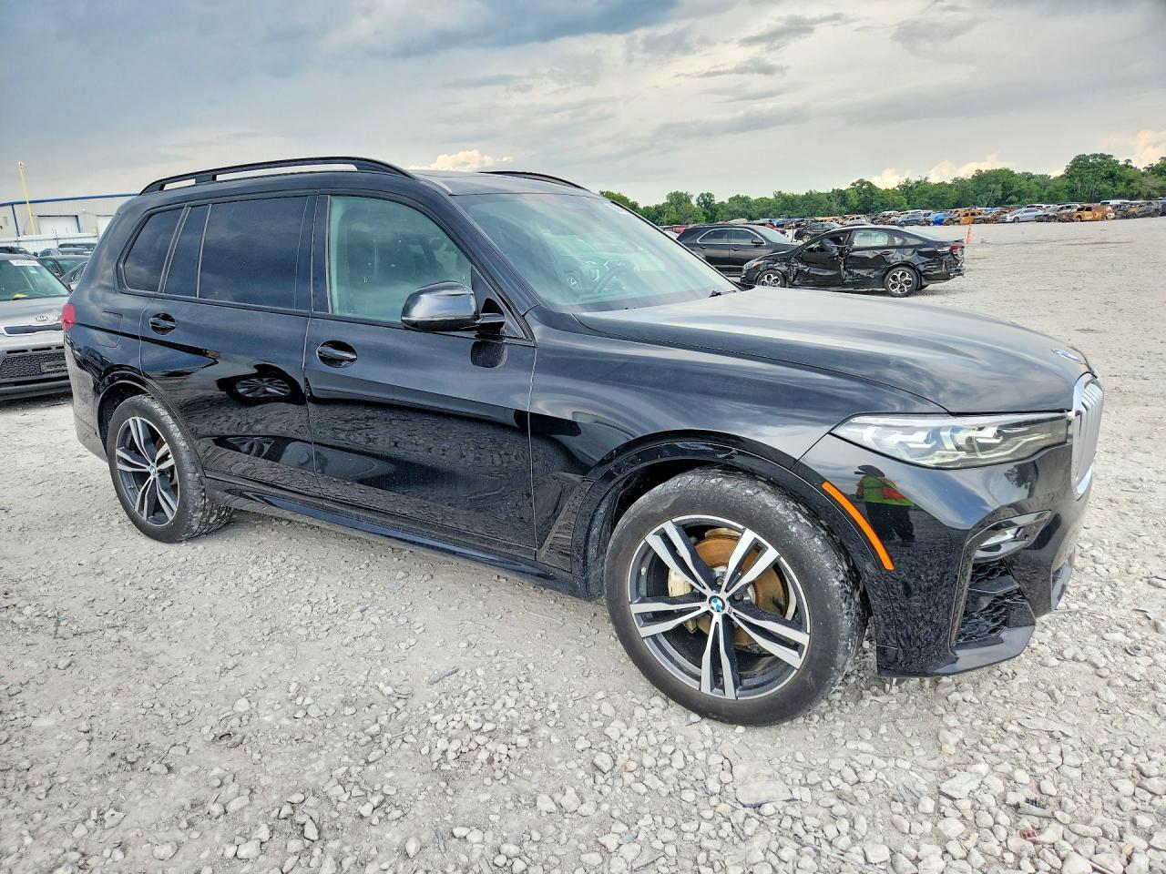 2020 BMW X7 — фото 4