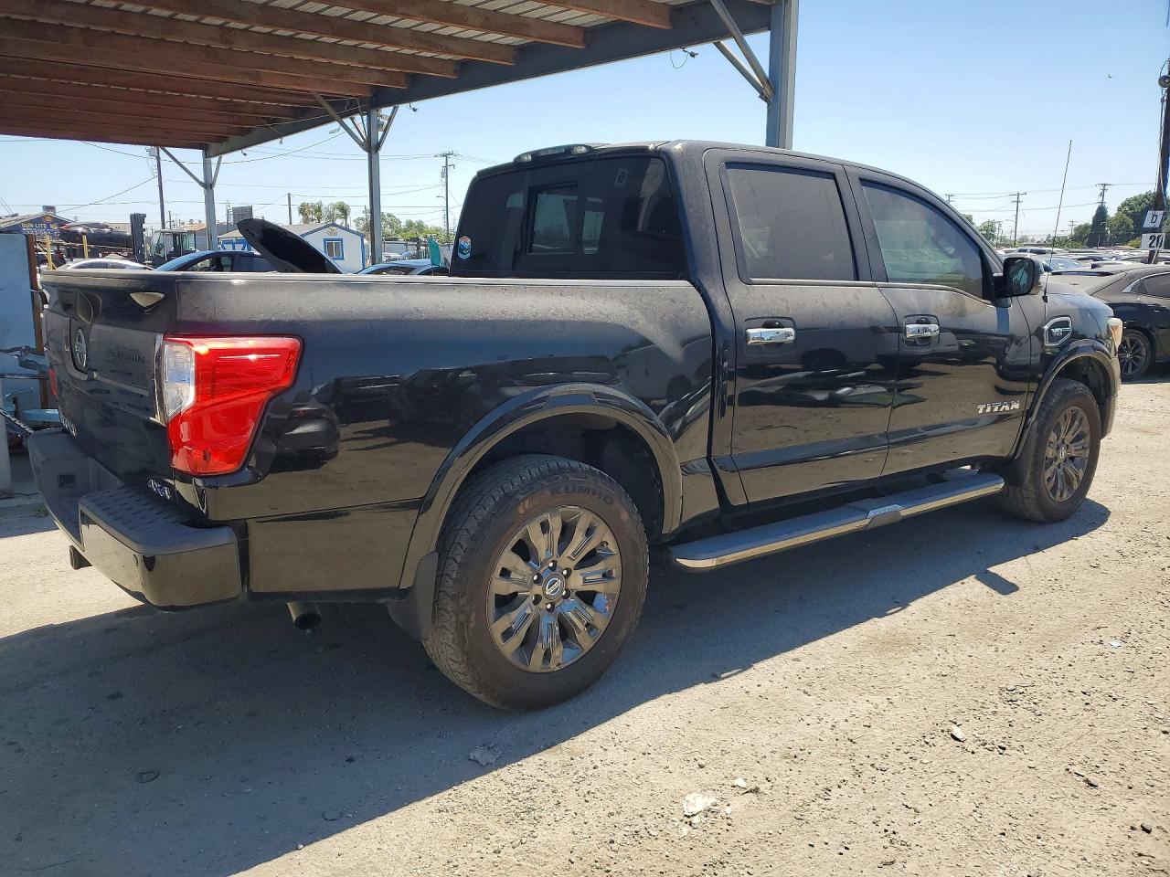 2017 NISSAN TITAN — фото 3