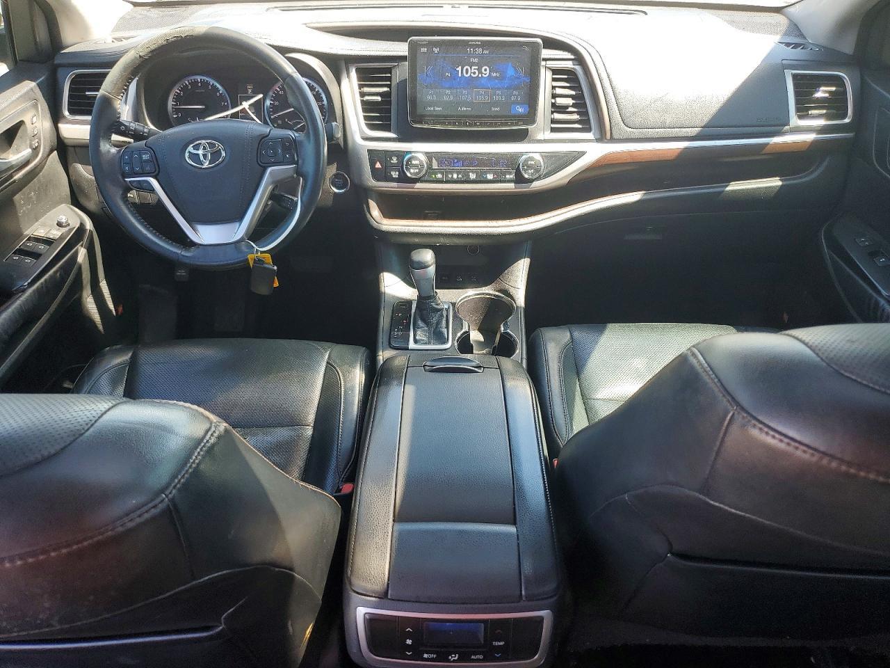 2015 TOYOTA HIGHLANDER — фото 8