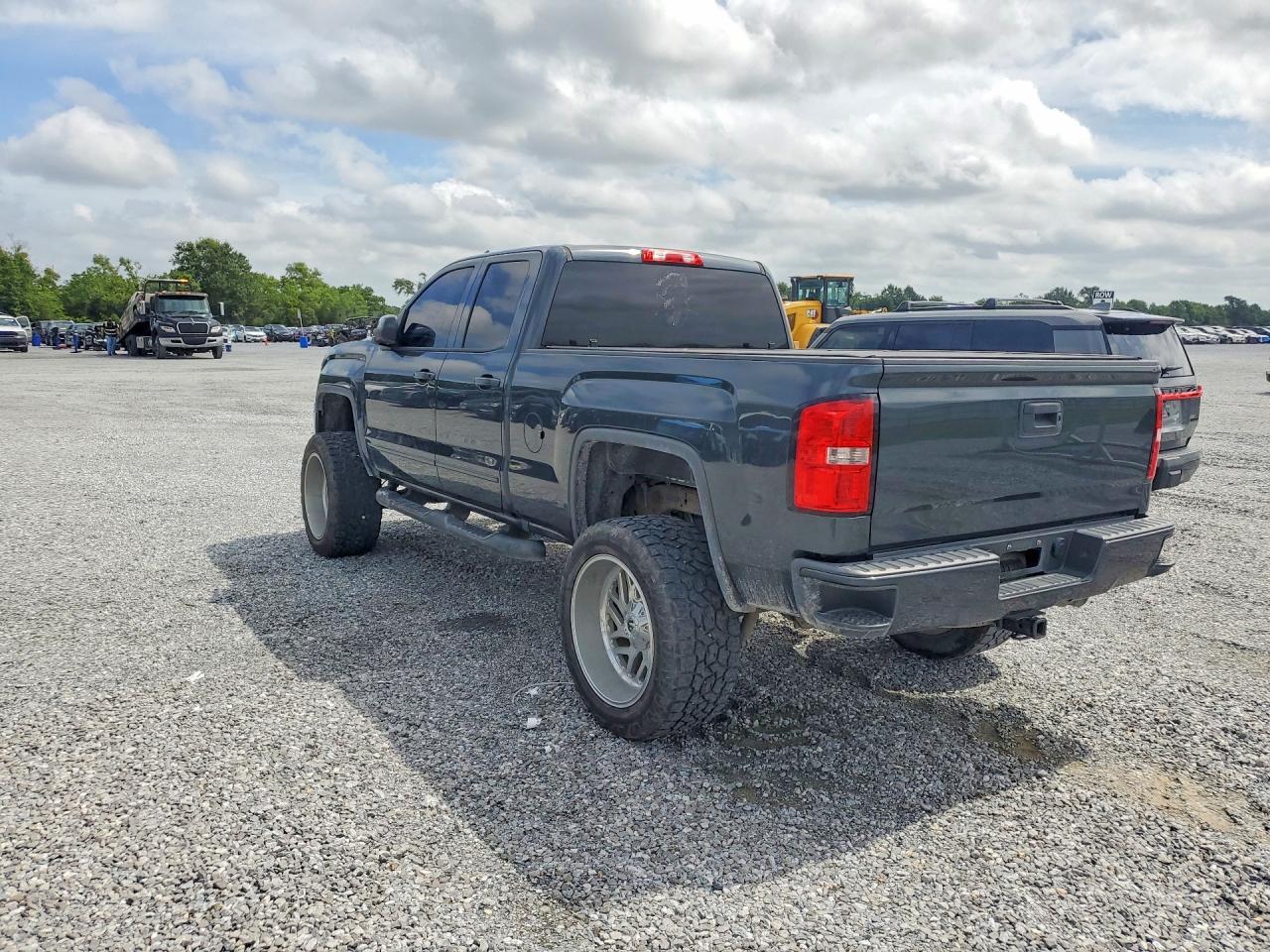2018 GMC SIERRA 1500 — фото 2