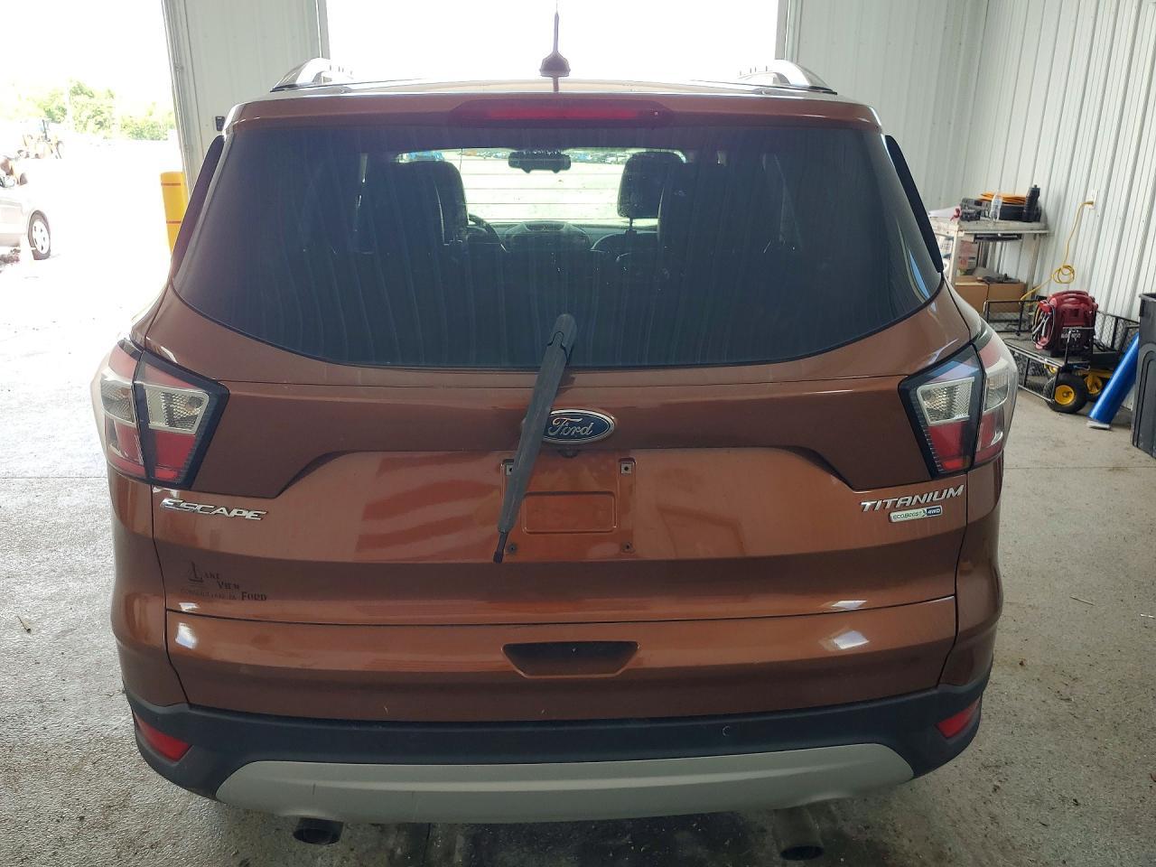 FORD ESCAPE
