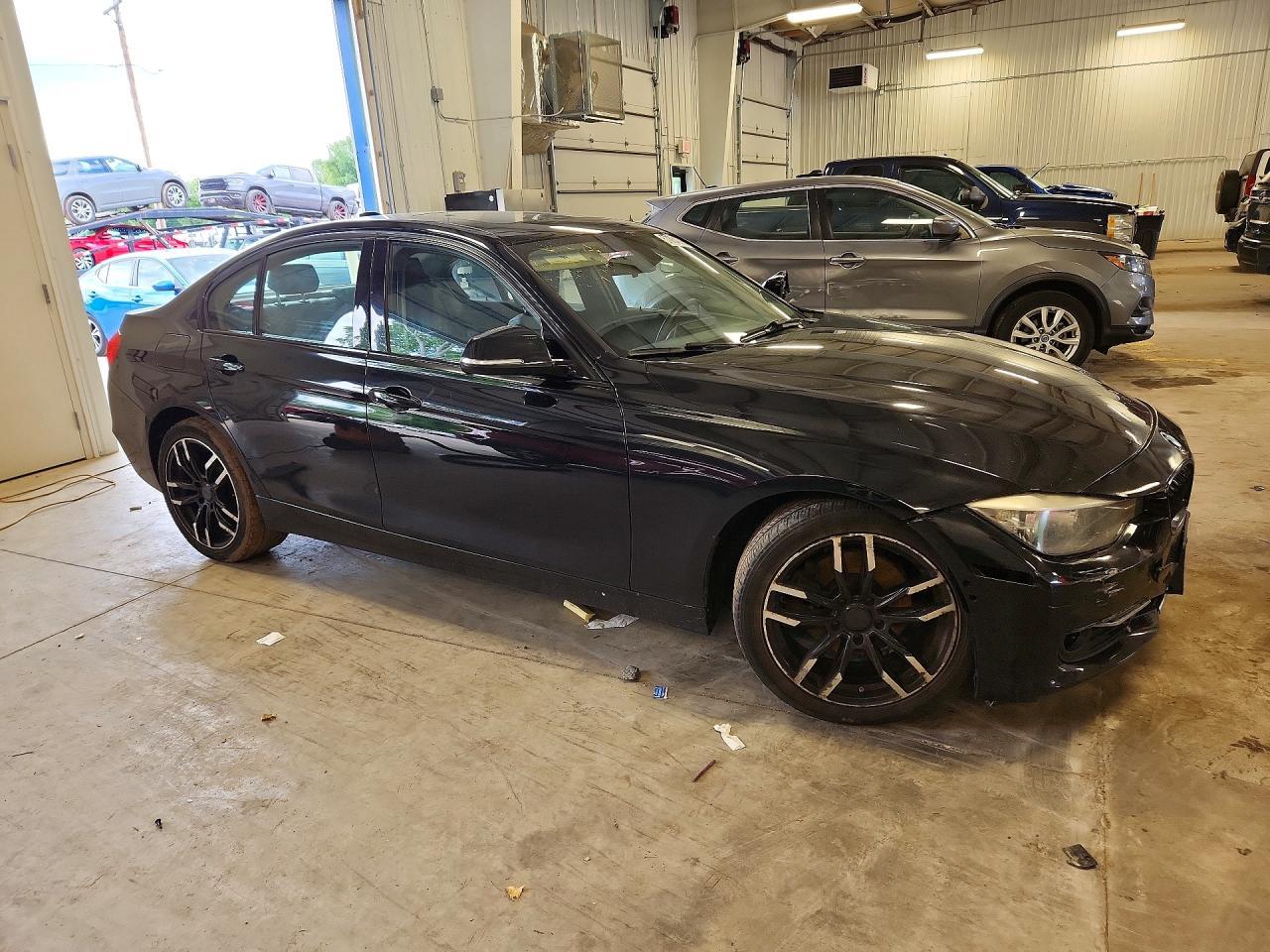 2015 BMW 3 SERIES — фото 4