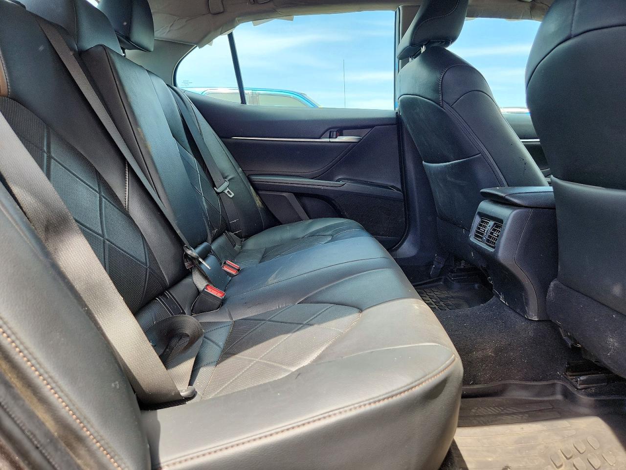 2018 TOYOTA CAMRY — фото 10