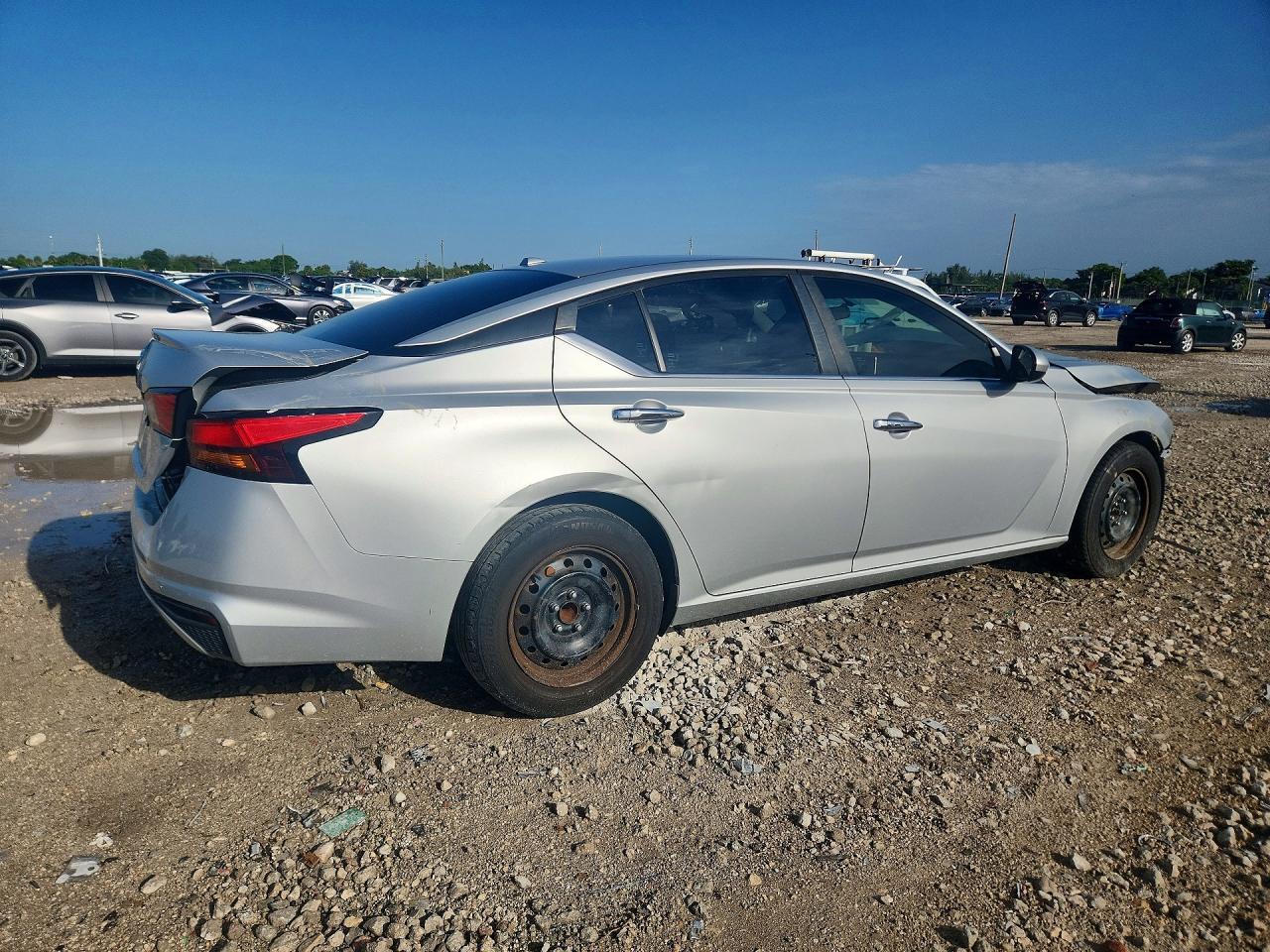 2020 NISSAN ALTIMA — фото 3