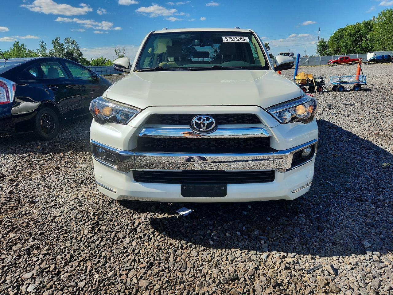 2017 TOYOTA 4RUNNER — фото 5