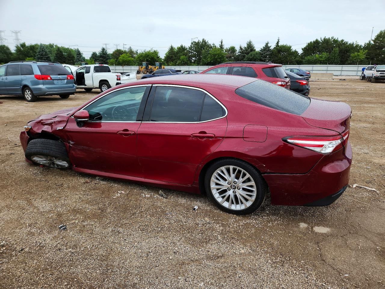 2018 TOYOTA CAMRY HYBRID — фото 2