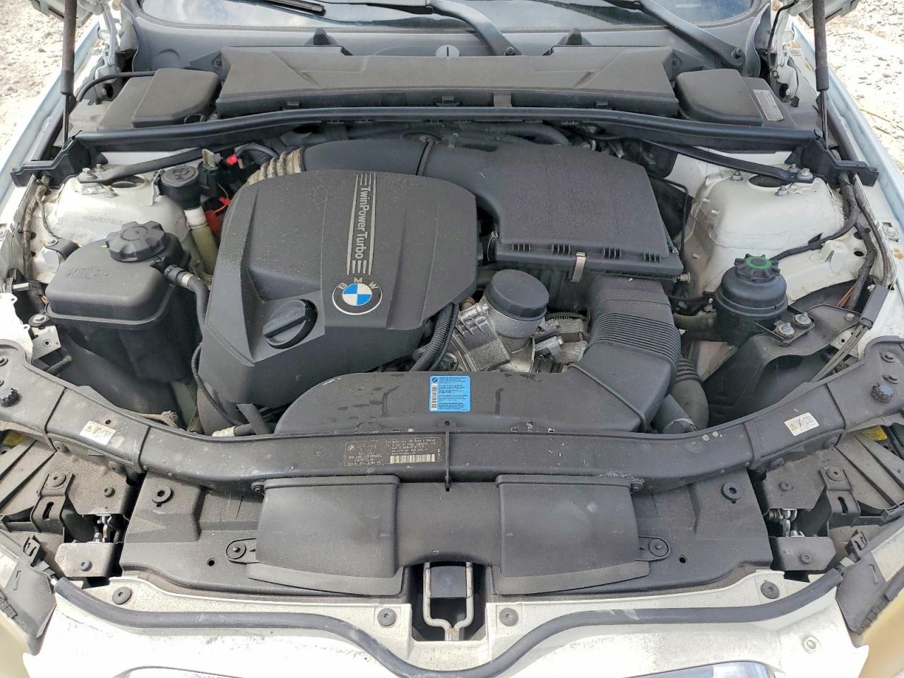 2011 BMW 3 SERIES — фото 11