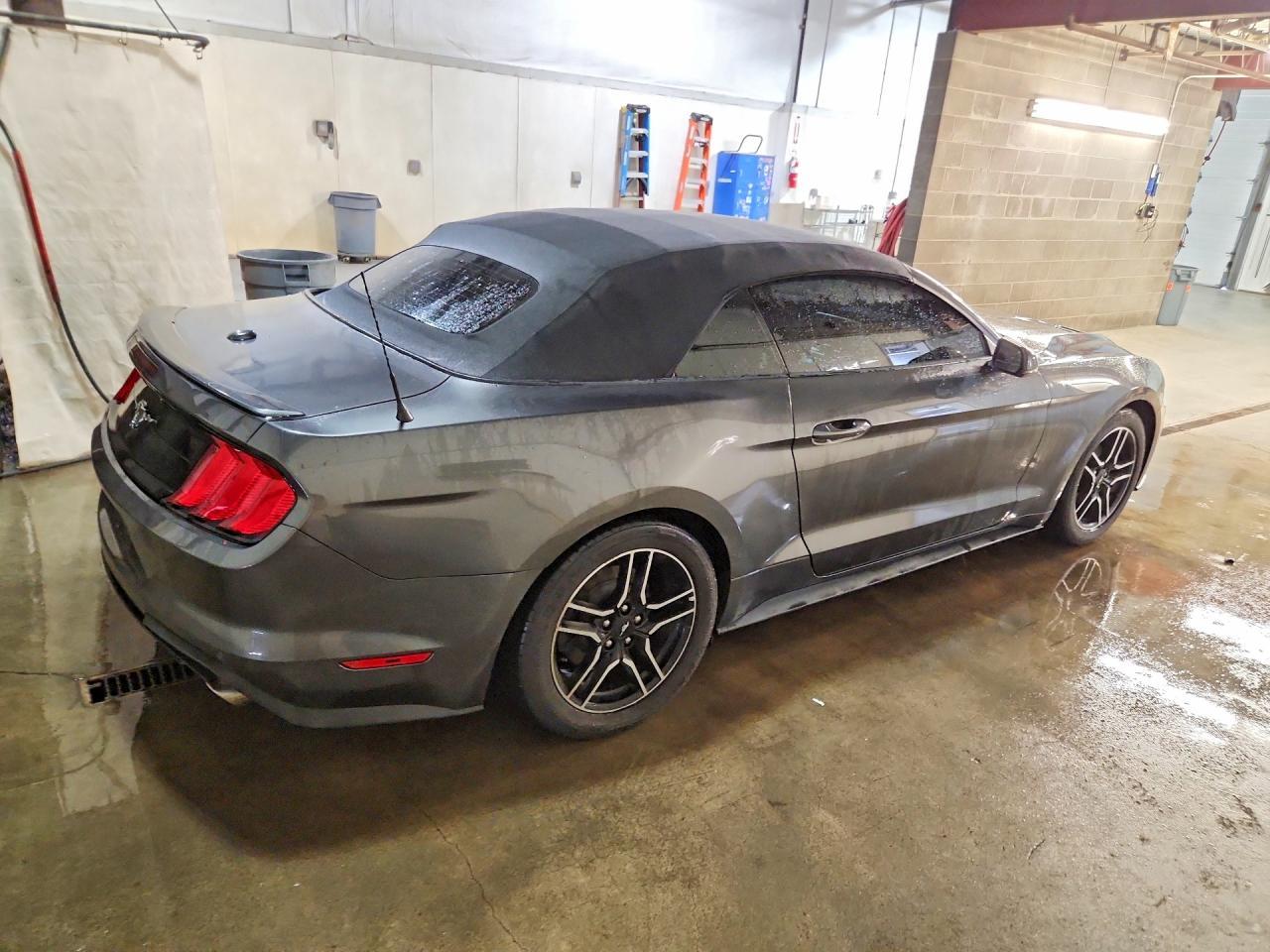 2018 FORD MUSTANG — фото 3