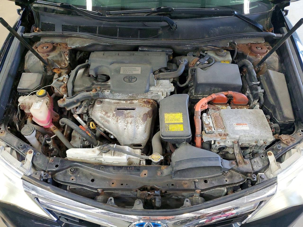 TOYOTA CAMRY HYBRID